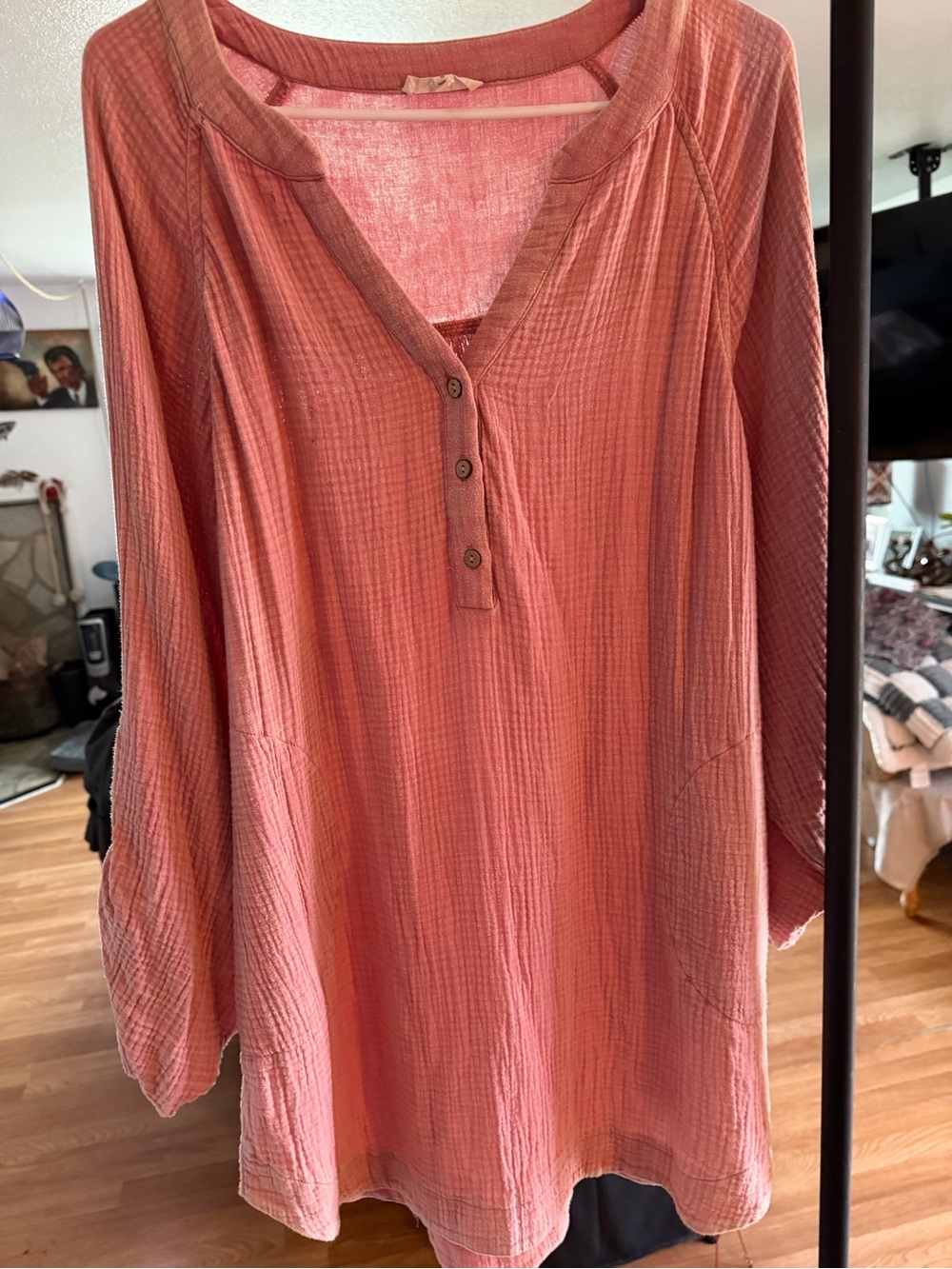 easel Coral-Pink Lightweight gauze tunic